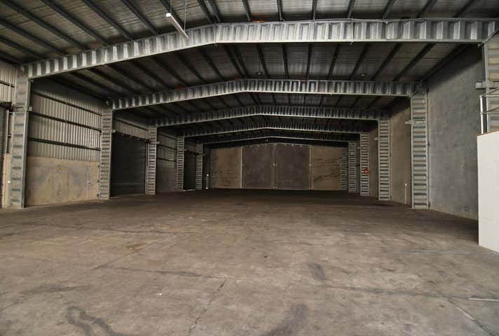 88-90 Crocodile Crescent Mount St John QLD 4818 - Image 11