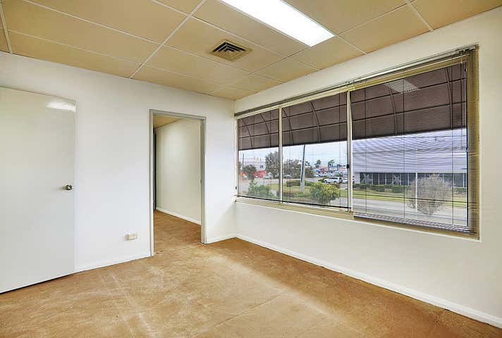 Unit 1, 52 Vinnicombe Drive Canning Vale WA 6155 - Image 11