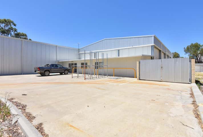 5 Hawkins Road Wanneroo WA 6065 - Image 2