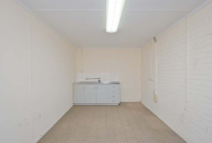 3 Carole Road Maddington WA 6109 - Image 12