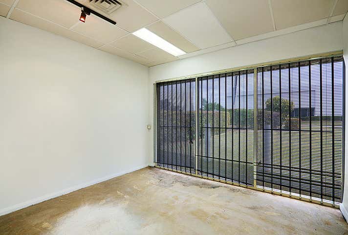 Unit 1, 52 Vinnicombe Drive Canning Vale WA 6155 - Image 17