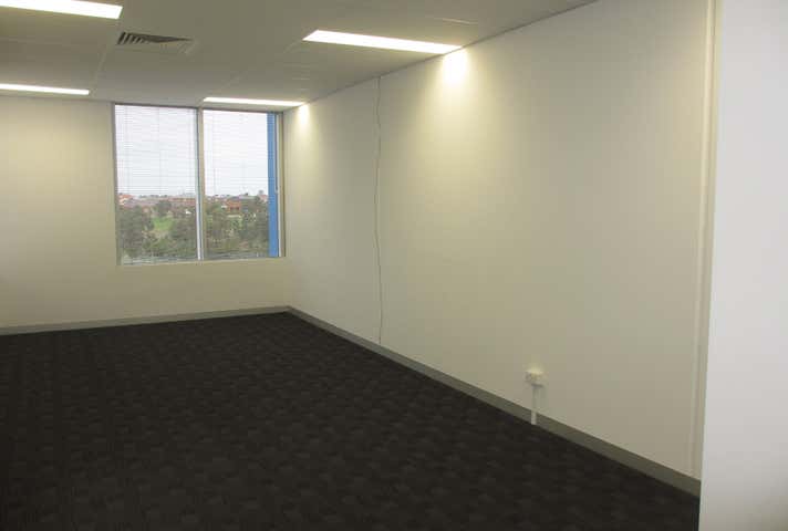 Unit 39, 22-30 Wallace Avenue Point Cook VIC 3030 - Image 5