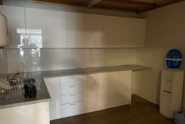 2/160-162 Bannister Road Canning Vale WA 6155 - Image 12