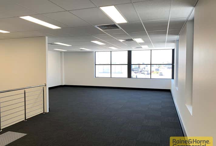 31 Barley Place Canning Vale WA 6155 - Image 3