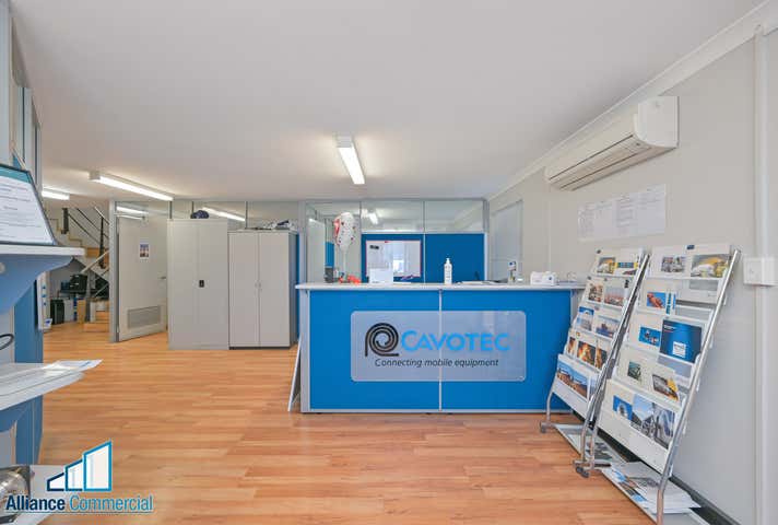 24 GARNET WAY Maddington WA 6109 - Image 9