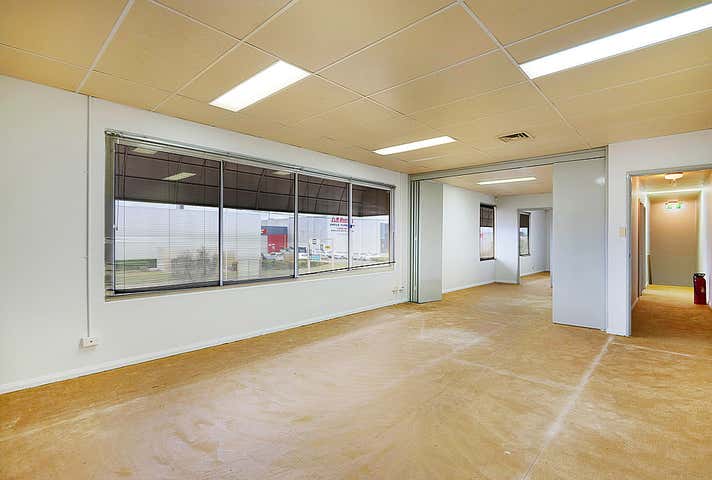 Unit 1, 52 Vinnicombe Drive Canning Vale WA 6155 - Image 14