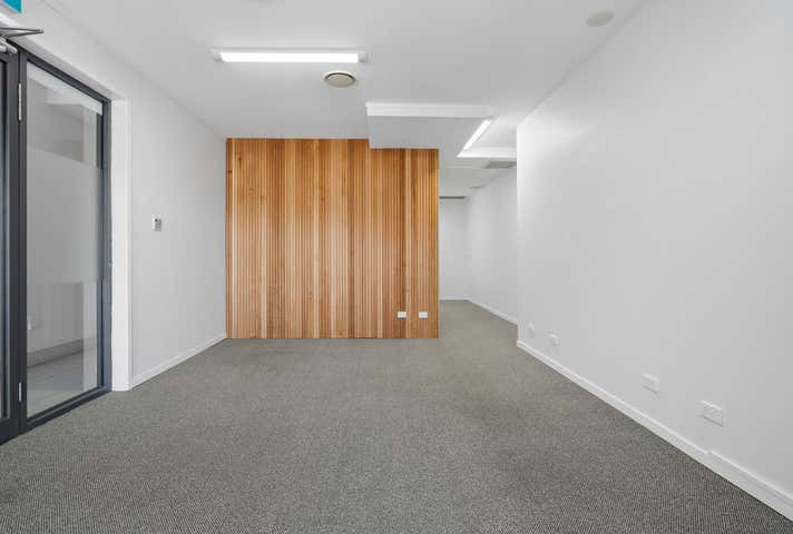 3A/19 Birtwill Street Coolum Beach QLD 4573 - Image 3