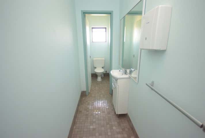 7 Mallard Way Cannington WA 6107 - Image 10