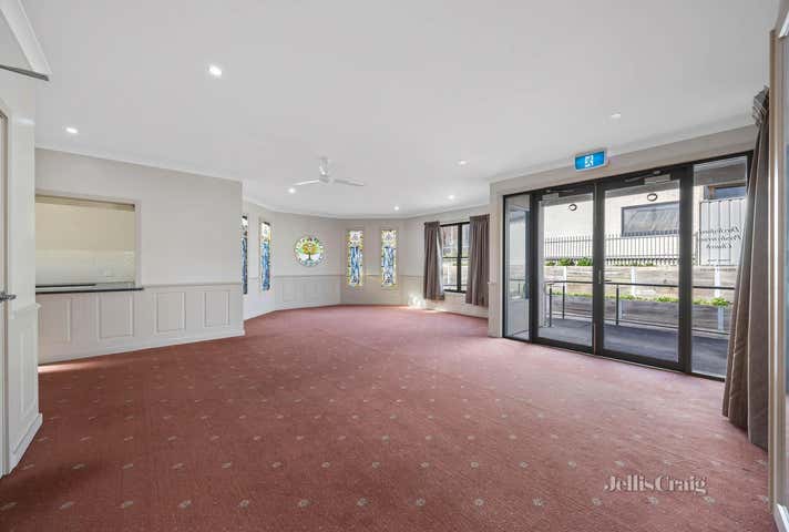10 Vincent Street Daylesford VIC 3460 - Image 6