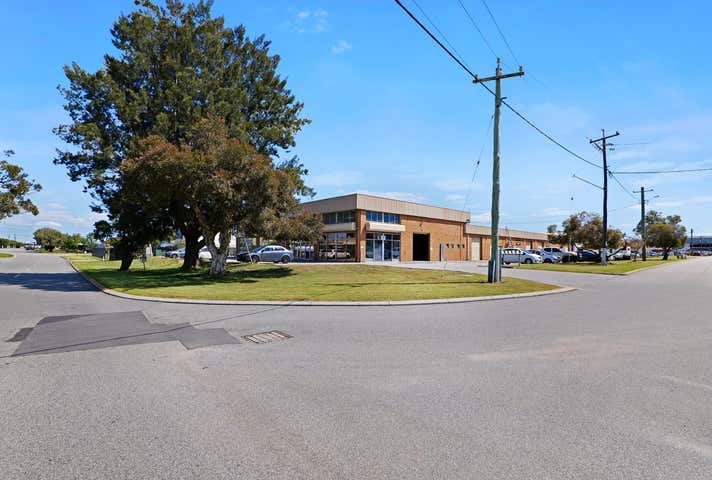 2/1 Dampier Road Welshpool WA 6106 - Image 12