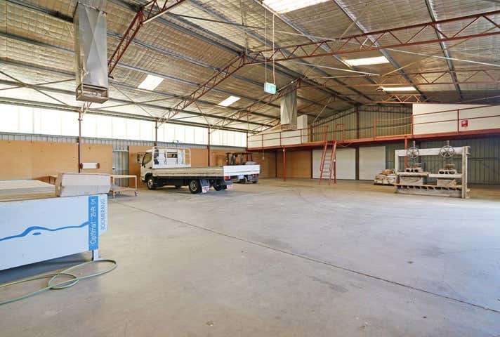 19 Stebbing Road Maddington WA 6109 - Image 17