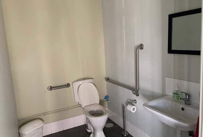 3/5 Beneficial Way Wangara WA 6065 - Image 8