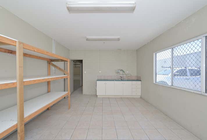 1/2 Blackburn Drive Port Kennedy WA 6172 - Image 12