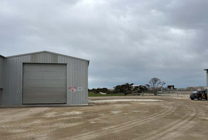 9 Baker Road Murray Bridge SA 5253 - Image 2