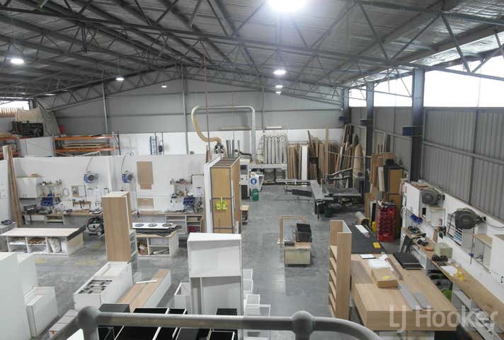 1/14 Endurance Avenue Queanbeyan East NSW 2620 - Image 4