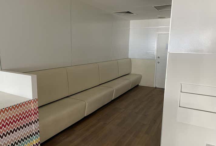 4A/99 Esplanade Cairns City QLD 4870 - Image 7