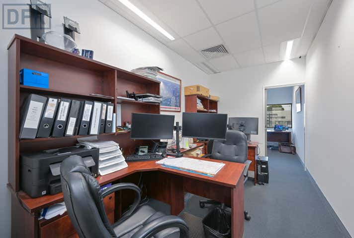 13E/817 Beeliar Drive Cockburn Central WA 6164 - Image 9