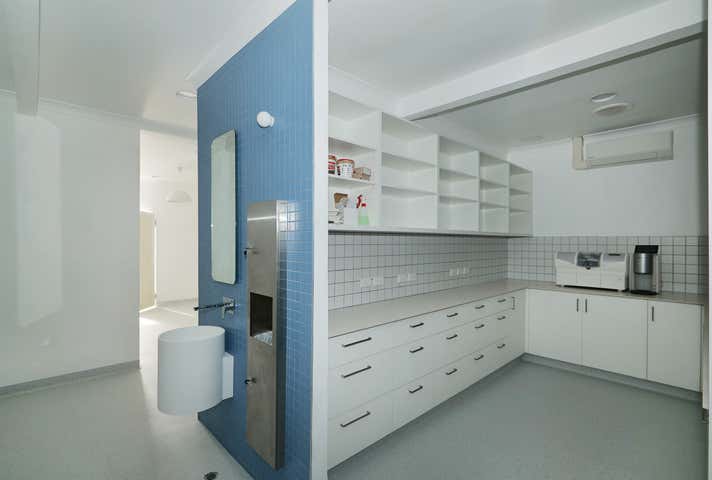 2/2 Haynes Street Kalamunda WA 6076 - Image 7