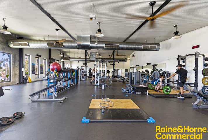 39 Dobney Avenue Wagga Wagga NSW 2650 - Image 11