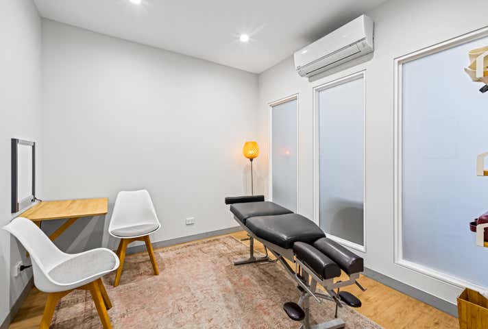 110 Monaco Street Broadbeach Waters QLD 4218 - Image 6