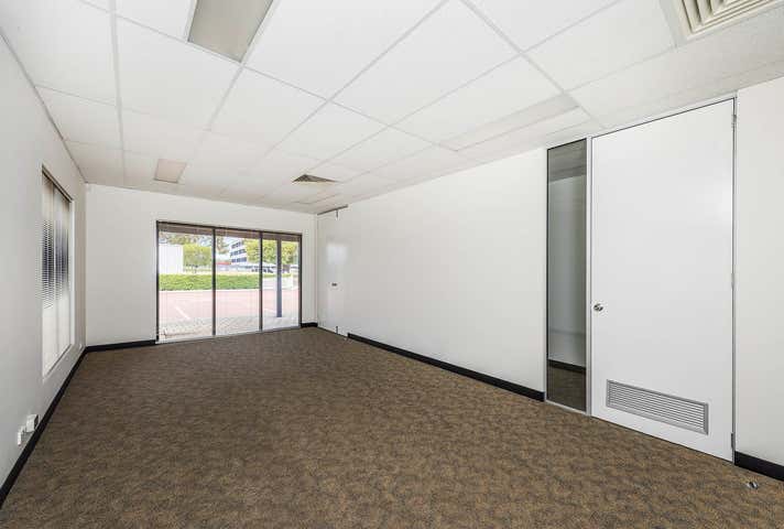 26 Railway Parade Midland WA 6056 - Image 12