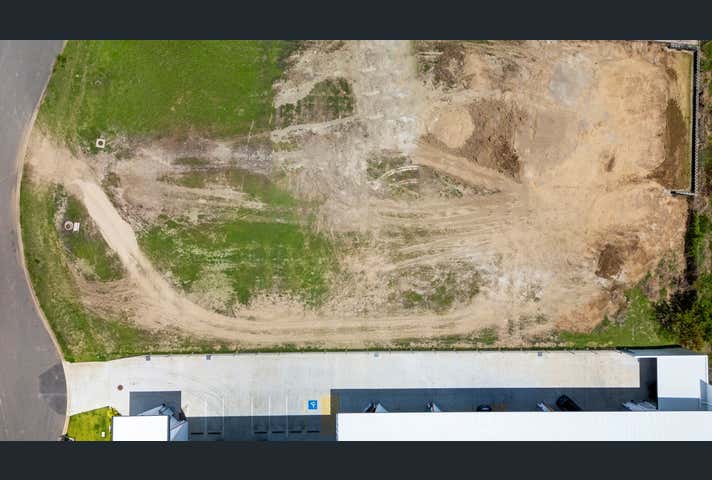 67 Lakeside Drive Idalia QLD 4811 - Image 5