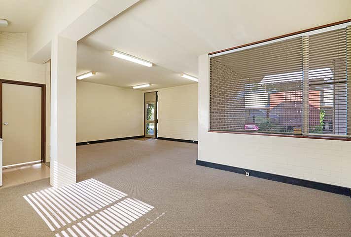 9 Hampden Road Nedlands WA 6009 - Image 22