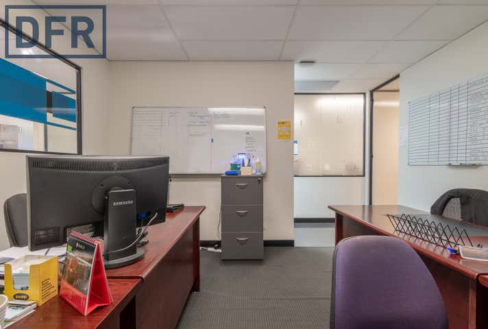 1/437 Yangebup Road Cockburn Central WA 6164 - Image 16