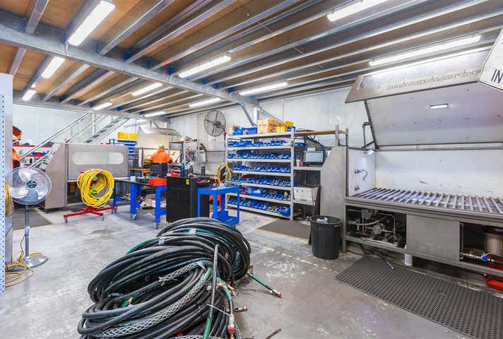 42 Bushland Ridge Bibra Lake WA 6163 - Image 7