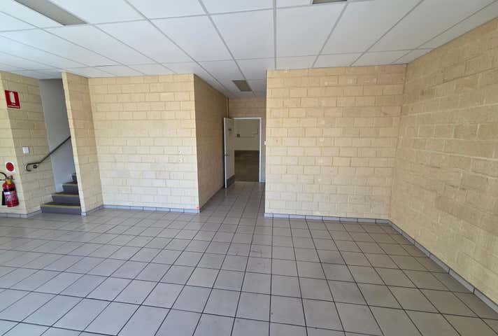 7/2 Tulloch Way Canning Vale WA 6155 - Image 6