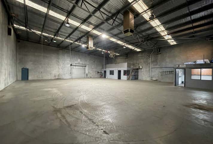 Unit 4, 30 Paramount Drive Wangara WA 6065 - Image 4