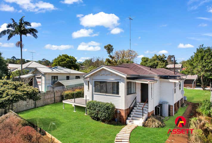 108 RUTHVEN STREET Harlaxton QLD 4350 - Image 3