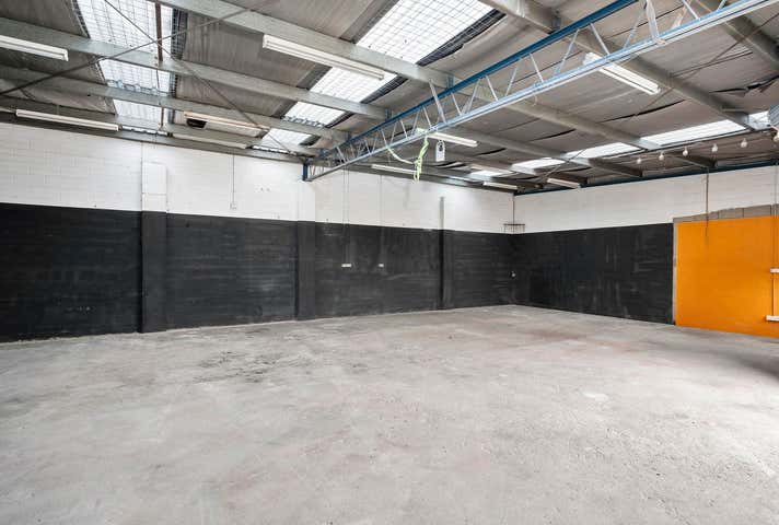 4/5 Dowsett Street South Geelong VIC 3220 - Image 2