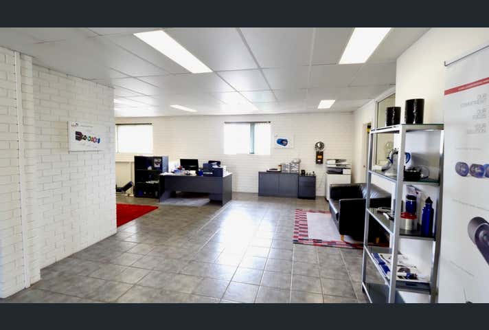 12 Mangrove Road Sandgate NSW 2304 - Image 3