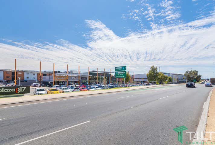 7E/817 Beeliar Drive Cockburn Central WA 6164 - Image 14