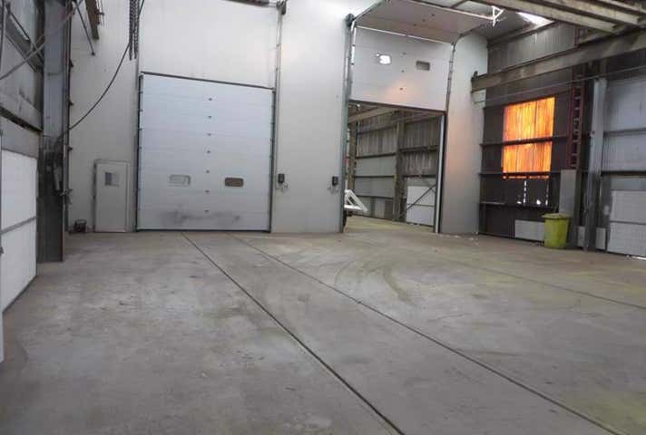 303-305 Hanson Road Wingfield SA 5013 - Image 2