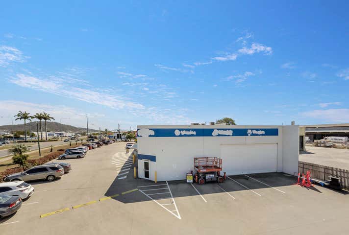 2/38 Pilkington Street Garbutt QLD 4814 - Image 2