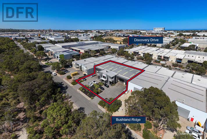 18 Bushland Ridge Bibra Lake WA 6163 - Image 7