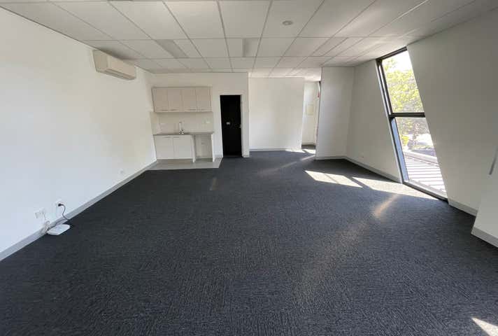 2.01, 77 Raleigh Street Essendon VIC 3040 - Image 4