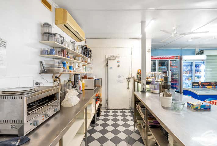 100 Oleander Street Holloways Beach QLD 4878 - Image 33