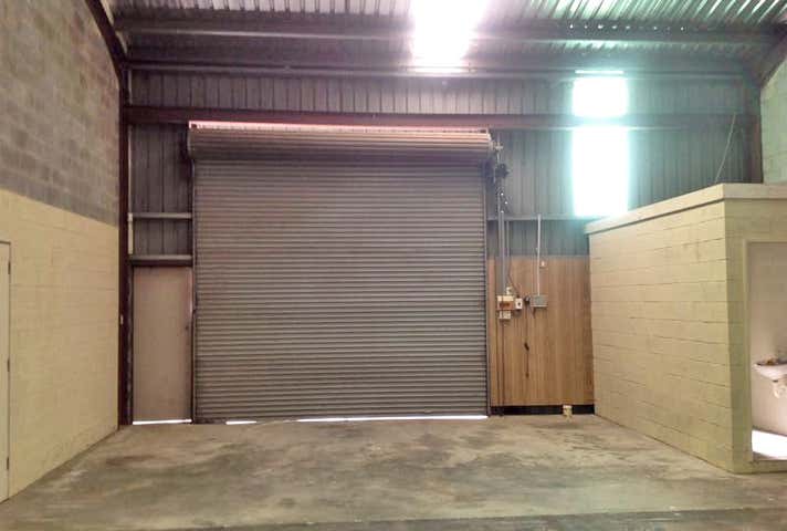 2/905 Metry Street North Albury NSW 2640 - Image 1