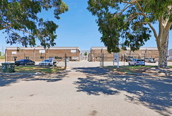 2/11 Anvil Way Welshpool WA 6106 - Image 1