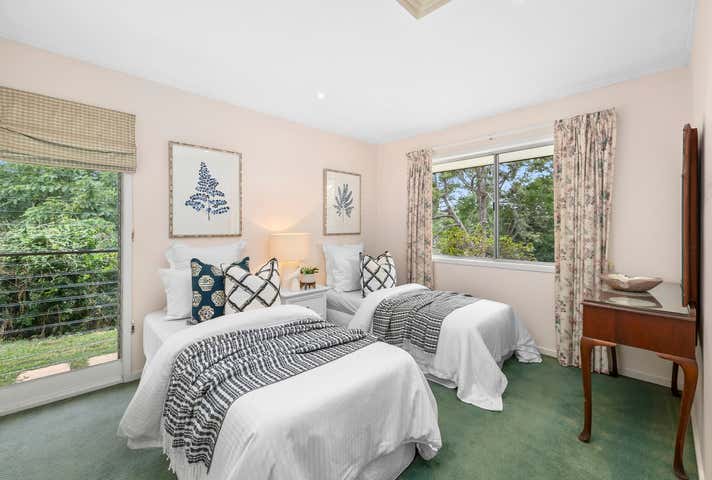 121 Lancing Street Pullenvale QLD 4069 - Image 31