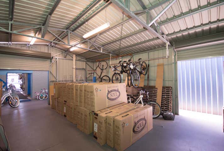 186 Brisbane Road Arundel QLD 4214 - Image 9