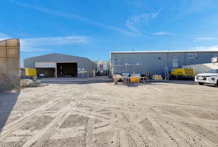 44-46 Enterprise Street Paget QLD 4740 - Image 14