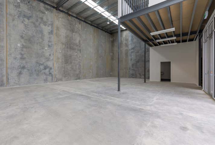 6/207 Murphy Street East Bendigo VIC 3550 - Image 3