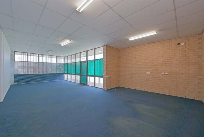 13/15 Port Kembla Drive Bibra Lake WA 6163 - Image 4