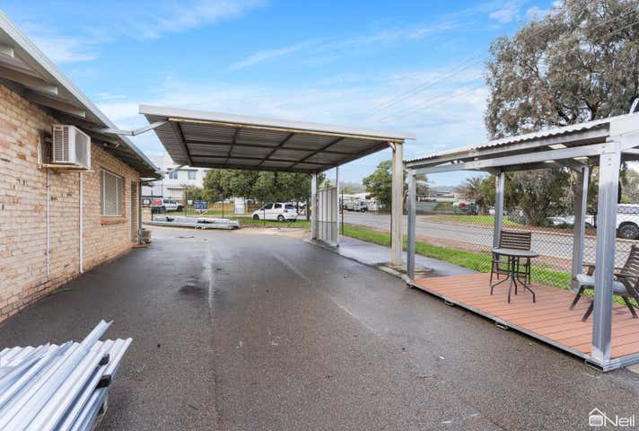 2/18 Keates Road Armadale WA 6112 - Image 7