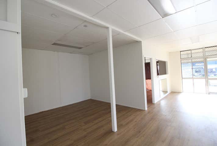 4/347-349 Taylor Street Wilsonton QLD 4350 - Image 5