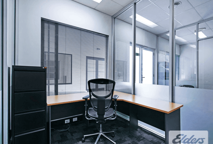 121 Logan Road Woolloongabba QLD 4102 - Image 11